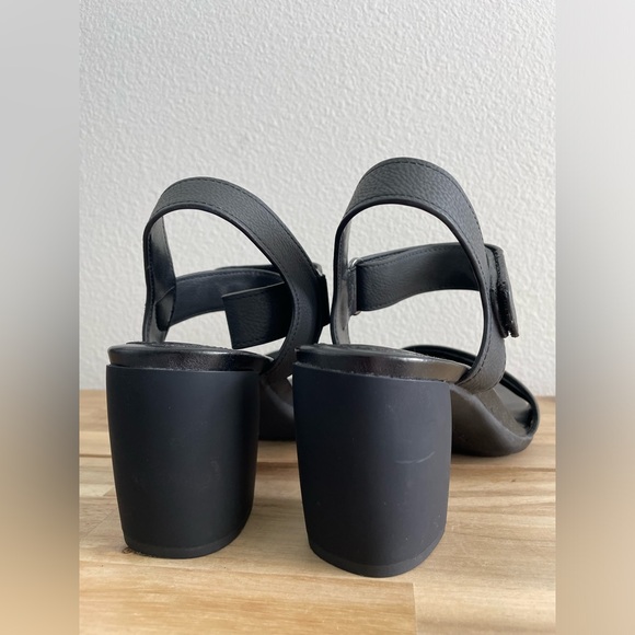 Naturalizer nxtgen N trace sandal block heel gray black velcro strap comfortable - Picture 4 of 6